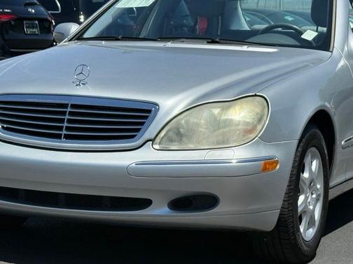 Brilliant Silver Metallic 2000 Mercedes-Benz S-Class S 430