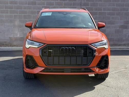 2024 Audi Q3 45 S line Premium