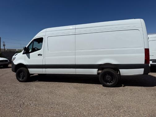 Arctic White 2026 Mercedes-Benz Sprinter 2500 High Roof