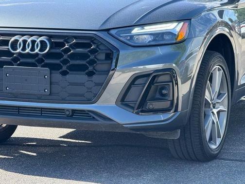 2025 Audi Q5 45 S line quattro Premium