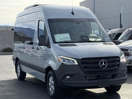 2026 Mercedes-Benz Sprinter 2500 144 WB Standard Roof Passenger