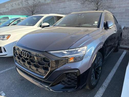 2025 Audi Q8 55 Premium