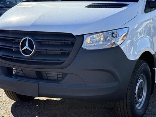 2025 Mercedes-Benz Sprinter 2500 Standard Roof