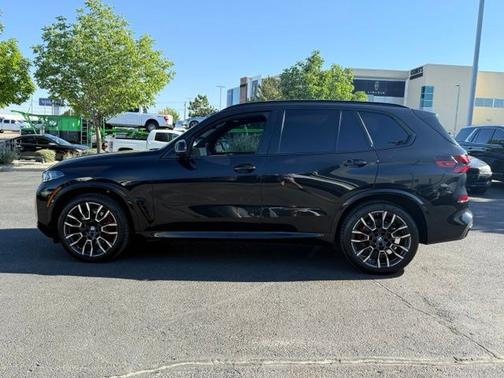 Black Sapphire Metallic 2025 BMW X5 xDrive40i