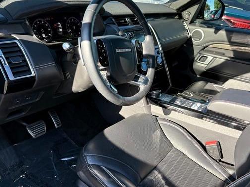 2020 Land Rover Discovery HSE