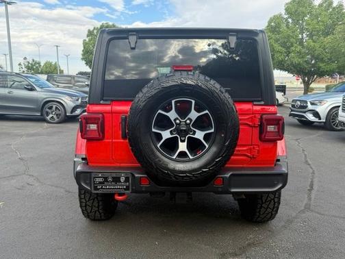Firecracker Red Clearcoat 2022 Jeep Wrangler Unlimited Rubicon
