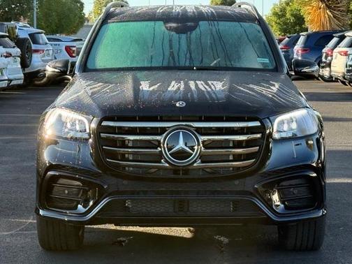 2026 Mercedes-Benz GLS 580 