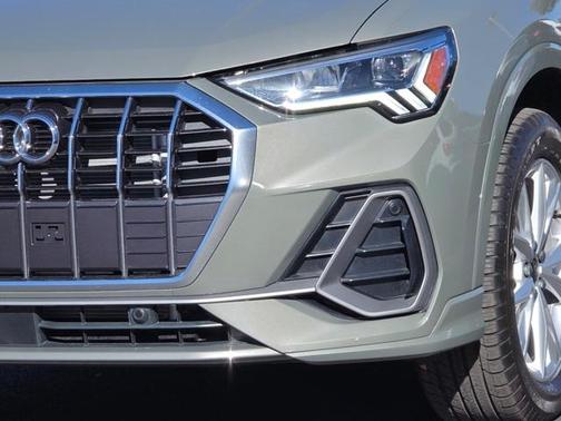 2024 Audi Q3 45 S line Premium