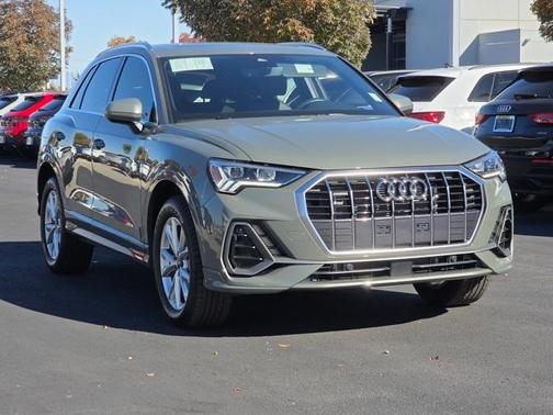 2024 Audi Q3 45 S line Premium