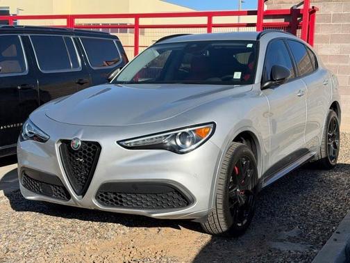 2020 Alfa Romeo Stelvio Base