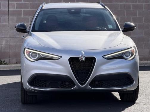 2020 Alfa Romeo Stelvio Base
