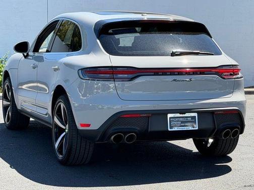 Chalk 2024 Porsche Macan S