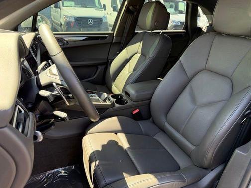 Chalk 2024 Porsche Macan S