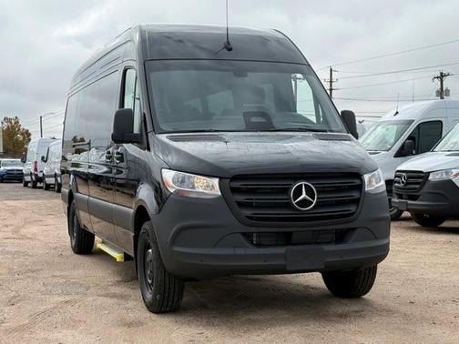 2025 Mercedes-Benz Sprinter 2500 High Roof