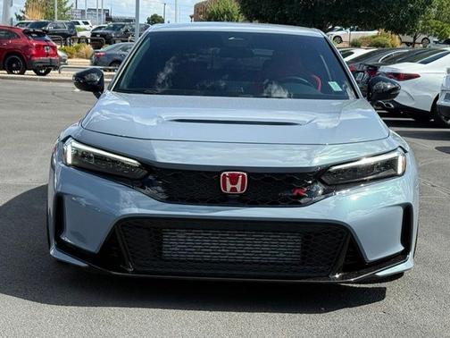 Sonic Gray Pearl 2025 Honda Civic Type R