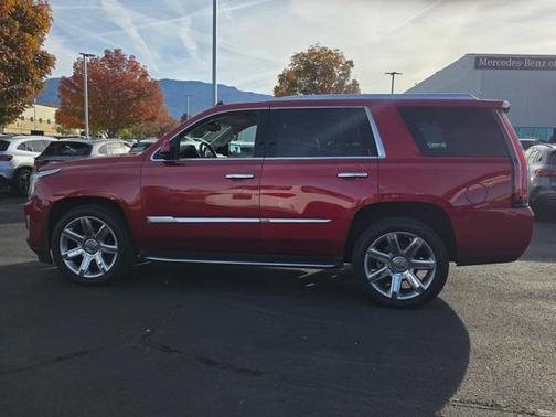 2015 Cadillac Escalade Luxury