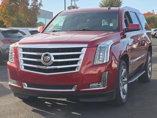 2015 Cadillac Escalade Luxury