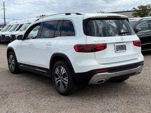 2026 Mercedes-Benz GLB 250 Base