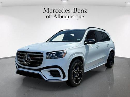 Moonlight White Magno 2026 Mercedes-Benz GLS 450 4MATIC