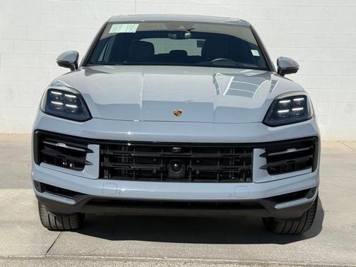 2024 Porsche Cayenne Base