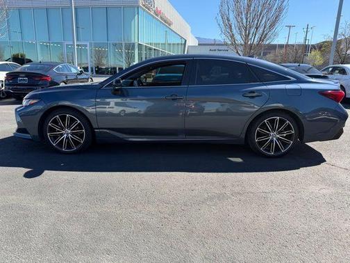 2021 Toyota Avalon Touring