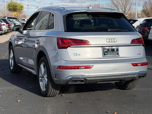 2023 Audi Q5 e 55 S line quattro Premium