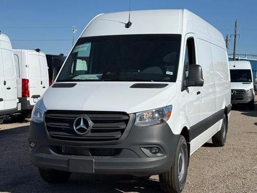 2025 Mercedes-Benz Sprinter 2500 High Roof