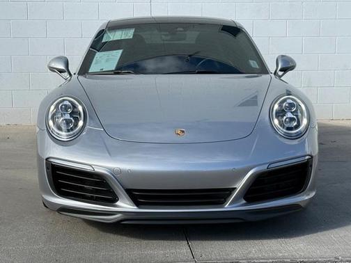 2019 Porsche 911 Carrera 4S