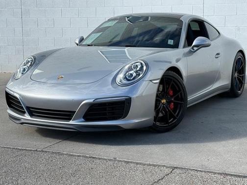 2019 Porsche 911 Carrera 4S