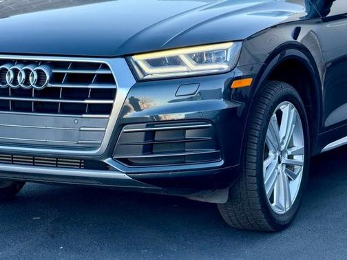 2018 Audi Q5 2.0T Premium Plus