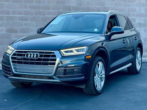 2018 Audi Q5 2.0T Premium Plus