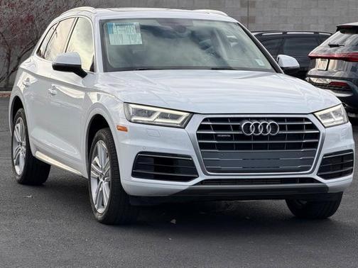 2018 Audi Q5 2.0T Premium Plus