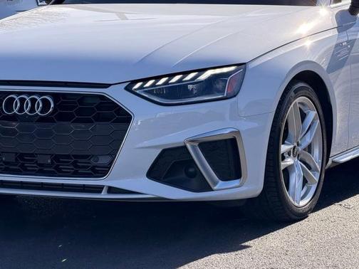 2023 Audi A4 45 S line Premium Plus