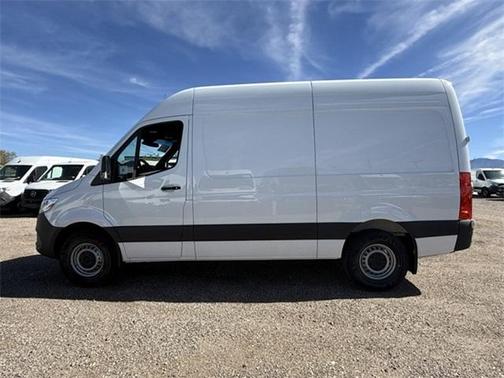 2025 Mercedes-Benz Sprinter 2500 Standard Roof