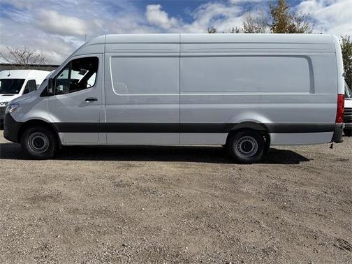 2026 Mercedes-Benz Sprinter 2500 170 WB High Roof Extended Cargo