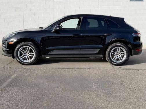 2020 Porsche Macan Base