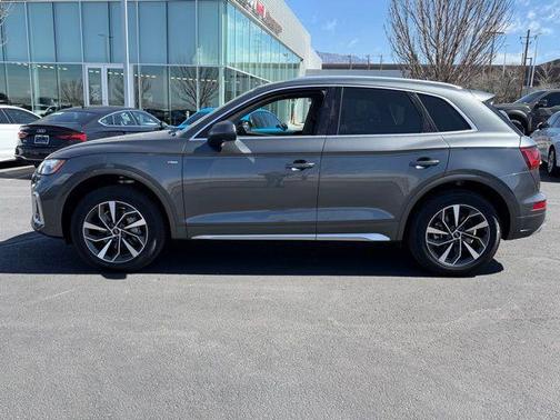 2023 Audi Q5 45 S line quattro Premium