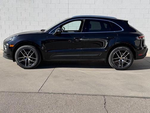 2024 Porsche Macan 