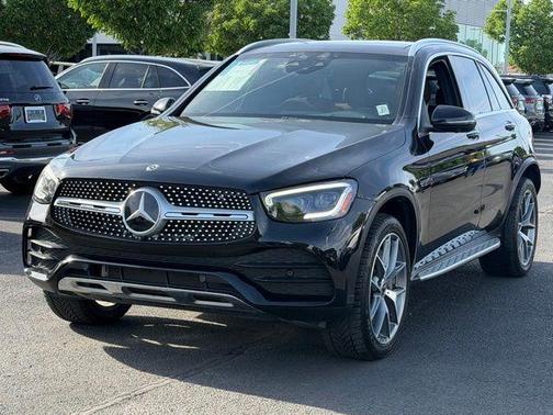 Obsidian Black Metallic 2020 Mercedes-Benz GLC 300 Base 4MATIC