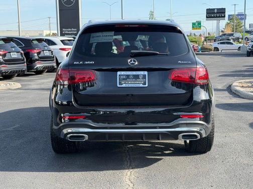 Obsidian Black Metallic 2020 Mercedes-Benz GLC 300 Base 4MATIC