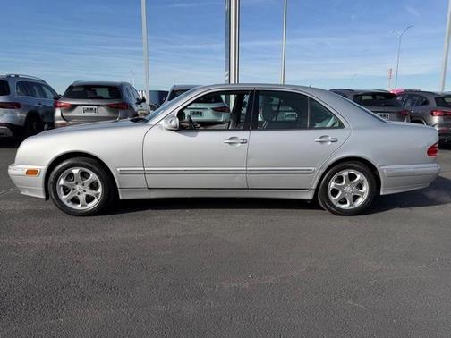 2002 Mercedes-Benz E-Class E320