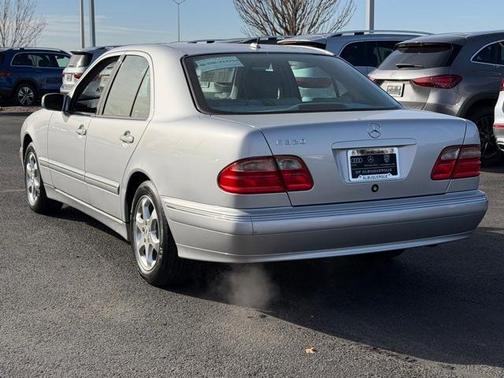 2002 Mercedes-Benz E-Class E320