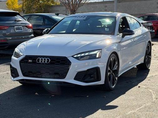 2022 Audi S5 3.0T Prestige