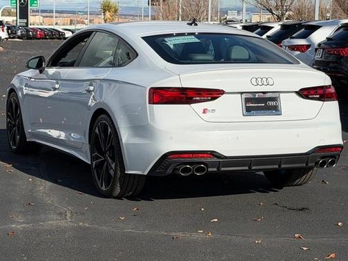 2022 Audi S5 3.0T Prestige
