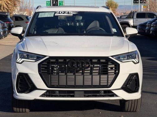 2025 Audi Q3 45 S line Premium