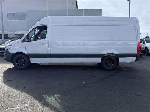 2026 Mercedes-Benz Sprinter 2500 High Roof