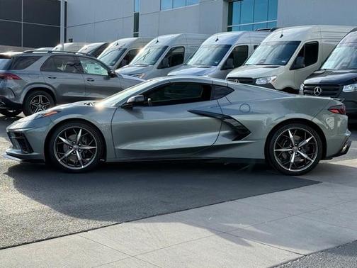 2022 Chevrolet Corvette Stingray w/1LT