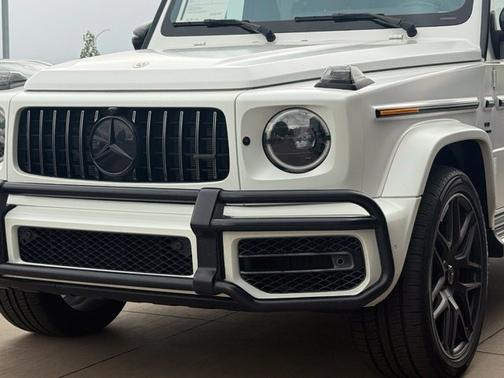 Manufaktor Moonlight White Magno 2021 Mercedes-Benz AMG G 63 Base