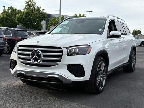 Polar White 2024 Mercedes-Benz GLS 450 4MATIC