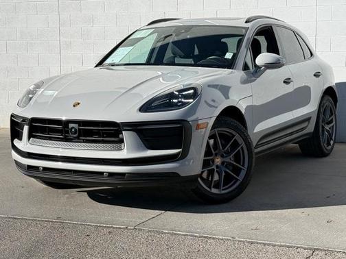 2024 Porsche Macan T